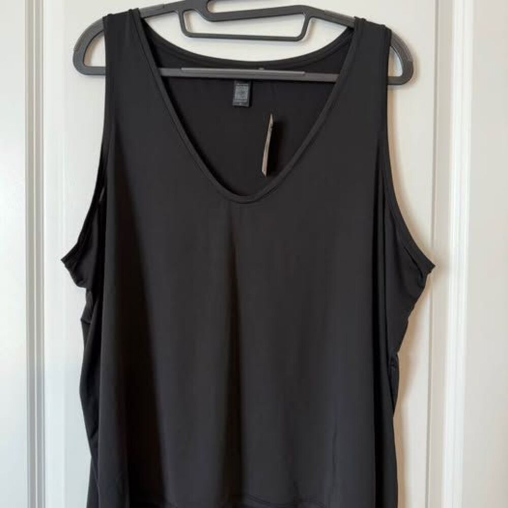 NWT Express Silky Tank XL